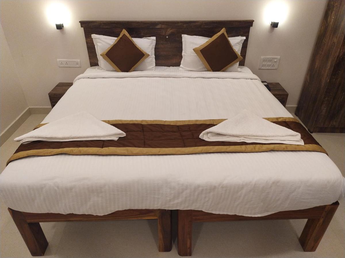 Hotel Rani And Rani Residency Ποντισερί Εξωτερικό φωτογραφία