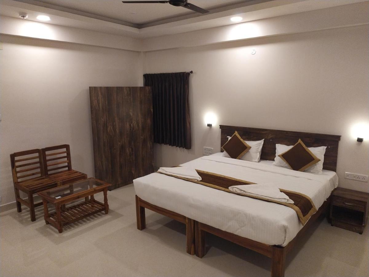 Hotel Rani And Rani Residency Ποντισερί Εξωτερικό φωτογραφία