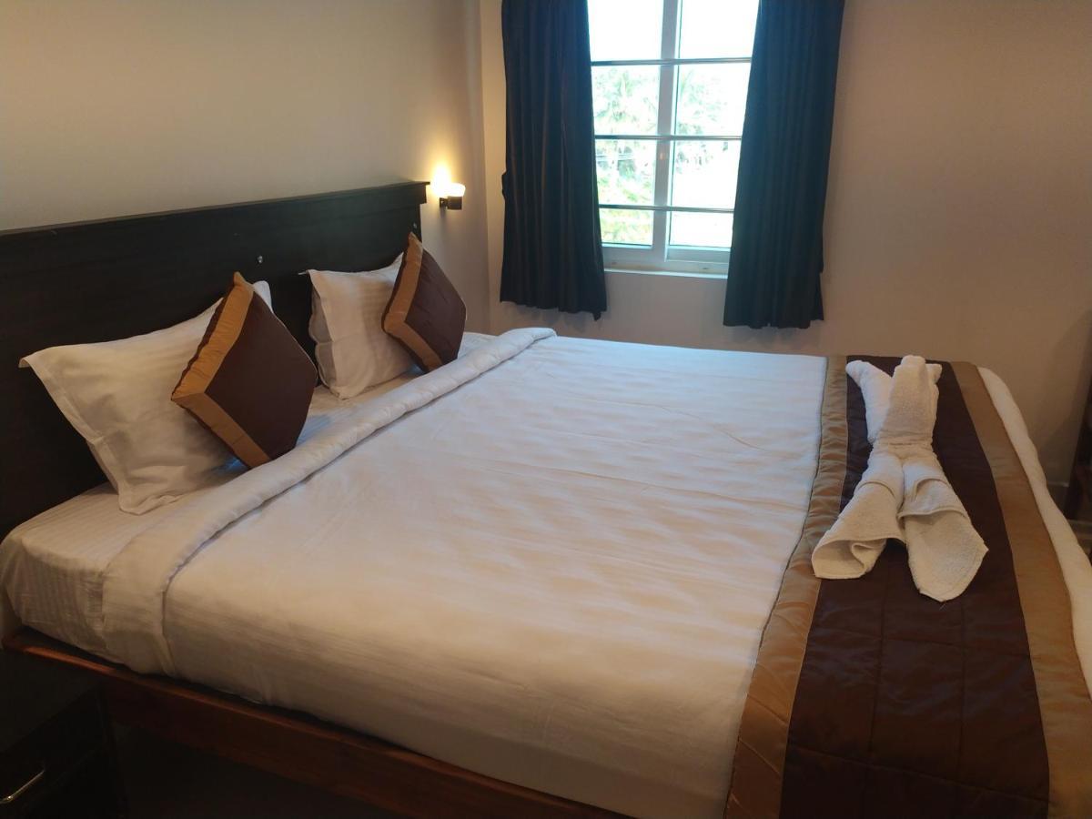 Hotel Rani And Rani Residency Ποντισερί Εξωτερικό φωτογραφία